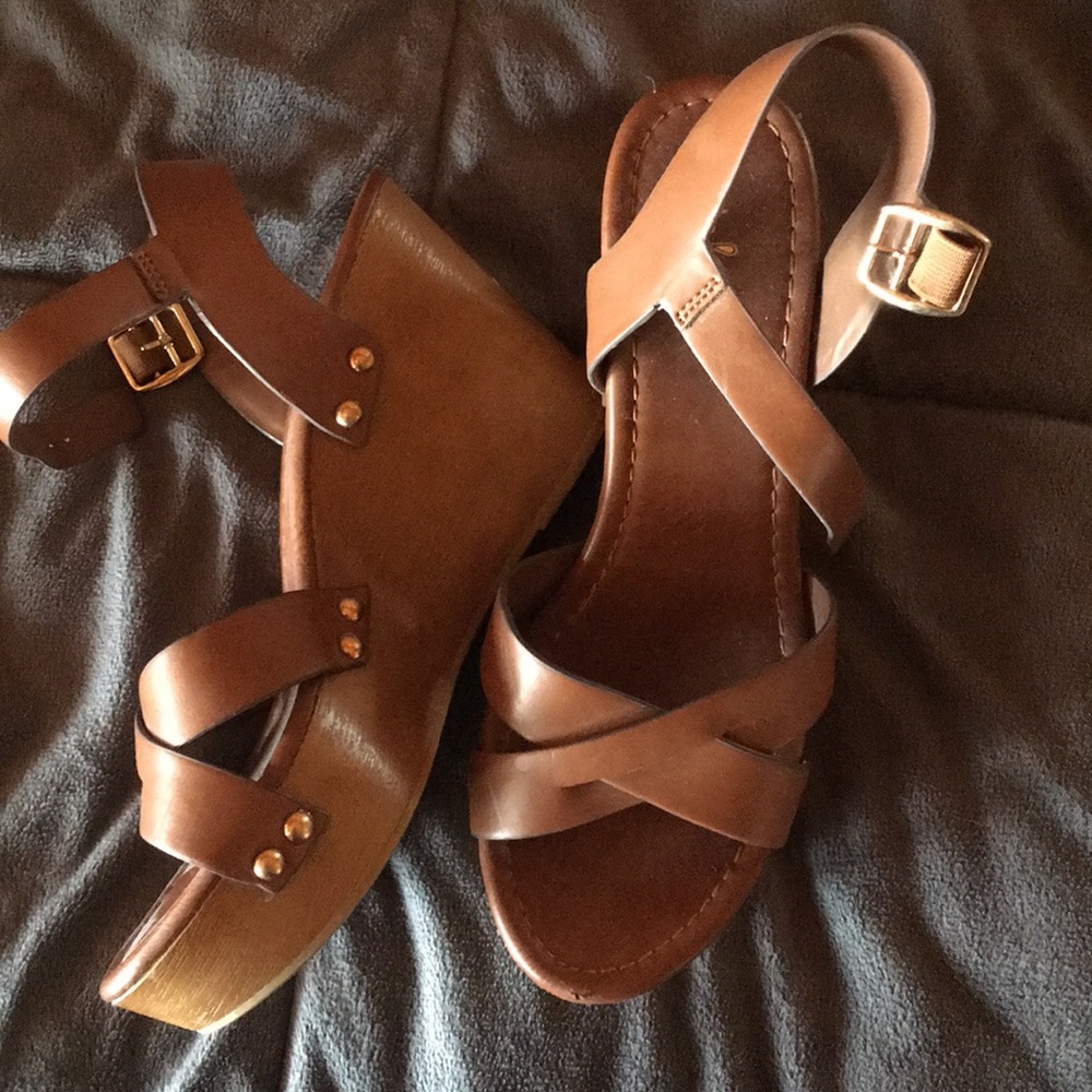 Brown platform wedges